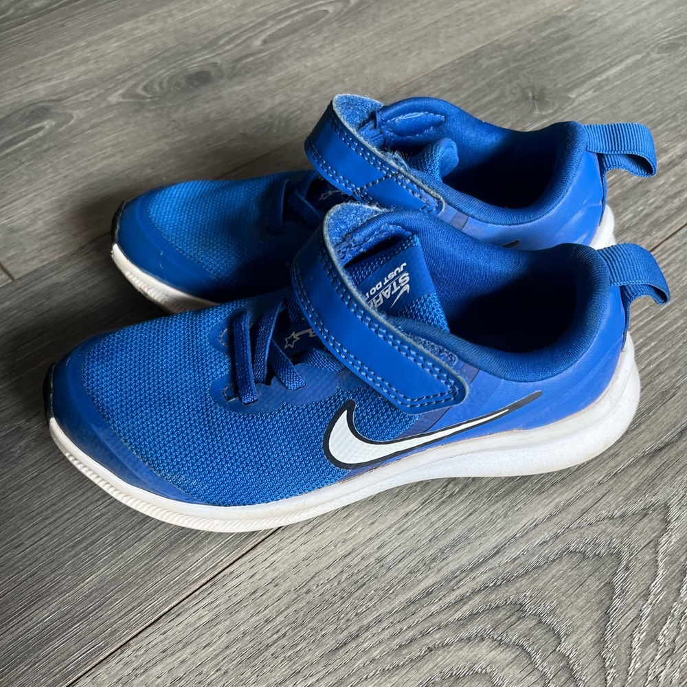 Kids blue Niki shoes
